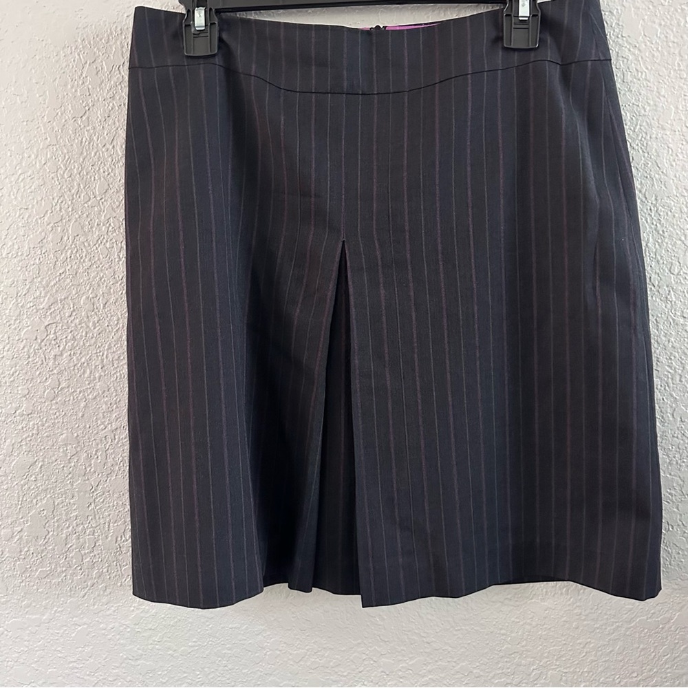Banana Republic Wool Pinstripe Pencil Skirt Size 6 Black Front Slit